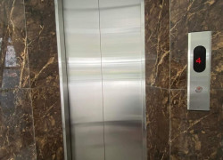 Tôi cho thuê nhà mới, hai cửa đi,vỉa hè, 113m2- 5T, Phố Chùa Láng_45 Tr