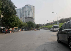 bán biệt thự sân vườn Ngọc Thụy, 190m x 4 tầng, mặt tiền 7.6m, ôtô tránh, nở hậu
