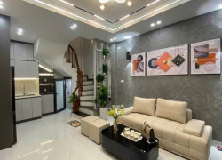TRẦN QUỐC VƯỢNG – TRUNG TÂM CẦU GIẤY – 2 MẶT THOÁNG – Ô TÔ ĐỖ CỬA