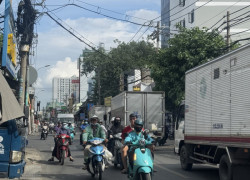 Bán nhà mặt tiền Bình Long-ngang 5m-4PN-gần ngã 4 Nguyễn Sơn-buôn bán tấp nập