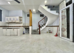PHÚ NHUẬN - sát MT Phan Đăng Lưu, 40m2, 4T 4PN - cực thoáng - cực đep - giá cực hấp dẫn