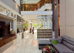 Bán nhà đẹp 3 tầng, xe hơi đỗ trong nhà - hẽm lớn thông ra hẽm 71 Đường số 6 Gò vấp di chuyển thông thoáng