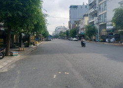 Bán nhà mặt tiền Tân Bình-ngang 5m-sổ vuông-cạnh sân bay-kinh doanh sầm uất-giá tốt