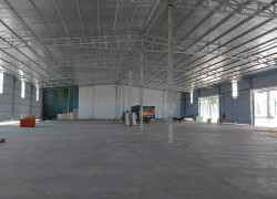 CHO THUÊ KHO XƯỞNG 700M2 mặt tiền 35m mặt đường km9 Đại Lộ Thăng Long