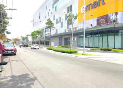 NHÀ MỚI Ở NGAY - GẦN SIÊU THỊ EMART 

𝐓Ố𝐓 4T350 TL Chính chủ