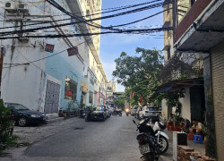 Bán nhà 5 tầng, ngõ phố Lạc Trung, 44m2, 9tỷ. HOT!