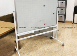 BẢNG TỪ TRẮNG CÓ CHÂN CHỮ T