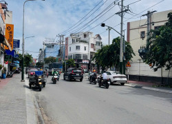 BÁN NHÀ DĨ AN – NHÀ MỚI ĐẸP – SÁT KCN SÓNG THẦN – XE HƠI VÀO TẬN NHÀ – CHỈ 3.55 TỶ