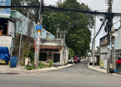 Nhà 1 trệt 1 lầu, 5 phòng ngủ, có dòng tiền – Gần Vinhomes, giá 4.35 tỷ, 67m²