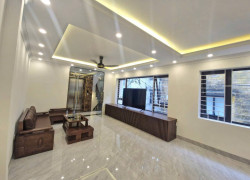 THẠCH BÀN NHÀ ĐẸP Ở NGAY-60M 6T THANG MÁY 13xTỶ-GARA 2 ÔTÔ-HỒ ĐIỀU HÒA-Ở SƯỚNG