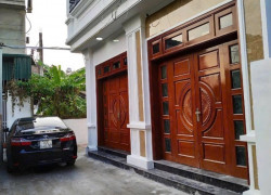 Bán nhà Thạch Bàn,Long Biên 5 tầng,40m,mt4.5m oto đỗ cửa nhỉnh 7 tỷ