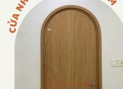 Cửa Nhựa VÒM Composite – Bền Như Gỗ, Chống Nước Tuyệt Đối
