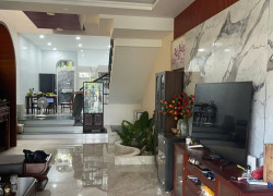 CƠ HỘI HIẾM CÓ - CHỈ 11 TỶ - NHÀ 2 TẦNG ĐẢO VIP HÒA XUÂN.