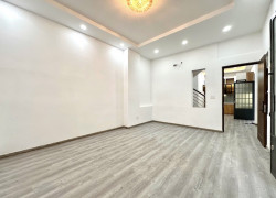 Quận 10 – ngay ngã 6 Nguyễn Tri Phương, đất đẹp mê ly, vị trí tuyệt vời, ở, KD hết sẩy.