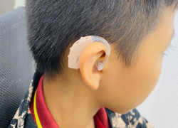 Nghe kém ảnh hưởng như thế nào đến sự phát triển của trẻ em?