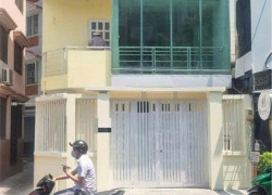 Nhà MT Hòa Hưng Quận 10, 3 mặt thoáng chỉ nhỉnh 200tr/m2 quá tốt