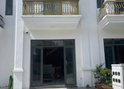 CẦN TIỀN ĐẦU TƯ BÁN NHANH  NHÀ MẶT TIỀN MỚI XÂY DT : 73,6M2 PHƯỜNG THẠNH PHƯỚC - THỊ XÃ TÂN UYÊN