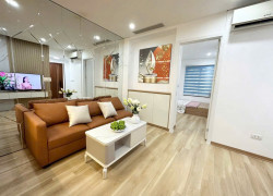 Căn tập thể phố Thọ Lão Hai Bà Trưng dt 120m2 giá chỉ có 2,25 tỷ nhà đẹp long lanh