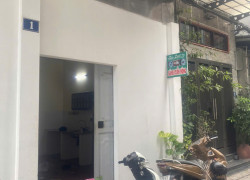 CHO THUÊ NHÀ RIÊNG 40M² TẠI BỒ ĐỀ LONG BIÊN, GIÁ TỐT.
