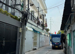 Bán nhà hẻm 6m Nguyễn Sơn-ngang 5.7m-4 PN-nhà mới-gần chợ-giá tốt