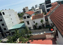 Bán nhà 4.5 tầng tại xã Vân Canh gần UBND, đường ô tô vào tận nhà