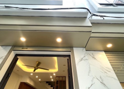LẠC LONG QUÂN DT 72M X 5 TẦNG MẶT TIỀN 6,5M NGÕ 3M GIÁ 11,5 TỶ