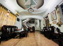 Giảm sốc 1.2 tỷ! Nhà MT 3 tầng 200m2, Nở hậu – Dương Công Khi HM