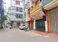Ô tô tránh, mặt ngõ kinh doanh Nguyễn Phúc Lai 54m² x 5T x MT 4.1m – 18,8 tỷ