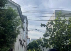 Chào bán lô đất đẹp Mt đường Hoàng Trung Thông kẹp cống bên cạnh 1,5m , Liên Chiểu, Đà Nẵng