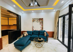 Bán nhà ngõ 120 Vĩnh Tuy 32m x 5 tầng ngõ 3 gác
