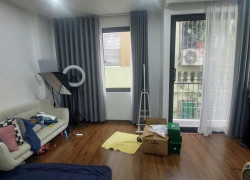 Nhà Âu Cơ - 10m ra phố - 5 tầng thang máy giá 11,6 tỷ