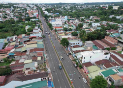 Nhà Mặt tiền Kinh Doanh Lê Duẩn đường qh rộng 30m 
Ngay gần ĐHTN khu vực kinh doanh sầm uất
DT : 4,08 x 30m – Thổ cư