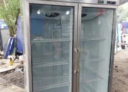 Thanh lý tủ mát 3 cánh Đài Loan dung tích 1200l còn mới 89%