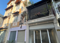 Nhà trống giao ngay 1 trệt 1 lầu hẻm xe hơi 117/1 Ba Vân P14 Tân Bình
