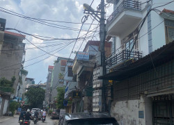 NHÀ MẶT PHỐ BÀ TRIỆU - Ô TÔ TRÁNH,  VỈA HÈ RỘNG - NỞ HẬU - LÔ GÓC - KINH DOANH ĐỈNH