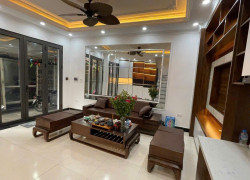 SIÊU PHẨM TÂY HỒ MỚI ĐẸP Ở NGAY FULL NỘI THẤT  RẤT HIẾM , CÁCH PHỐ 30M NGÕ THÔNG - TRÍCH SÀI - VÕNG THỊ - THỤY KHUÊ VÀI