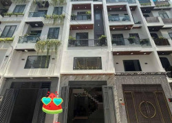 SIÊU PHẨM 5 TẦNG THIẾT KẾ SANG TRỌNG HIỆN ĐẠI 53M2, TẶNG FULL NỘI THẤT CAO CẤP. GẦN NGÃ BA ĐÔNG QUANG HIỆP THÀNH, QUẬN