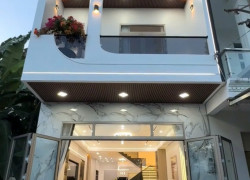 Bán nhà 1 trệt 2 lầu giá 2 tỷ 950 triệu UBND Phường Tương Bình Hiệp, Tp. Thủ Dầu Một, Bình Dương