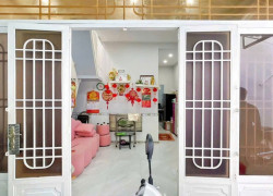bán nhà hẻm 70 đường CMT8 Cần Thơ