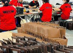 Quà tri ân đối tác tinh gọn nhưng sang trọng