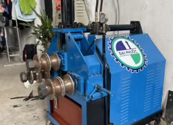 Máy uốn ống thủy lực 3 trục