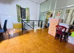 BÁN NHÀ TO 71M2 NGANG 6M, NHỈNH 5 TỶ Q8, HẺM 4M
