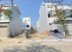 Chào bán lô đất đẹp  đường Đinh Đức Thiện, Đà Nẵng
Diện tích đất  : 90m2 ngang 5m
