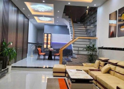 chính chủ cần bán nhà mặt phố, nhà mới xây, chưa có người ở