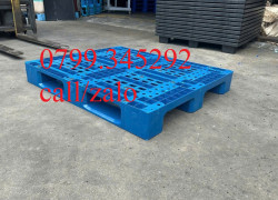 KCN Hòa Khánh: Pallet nhựa củ mới 95% thanh lý tại Đà Nẵng 0799345292