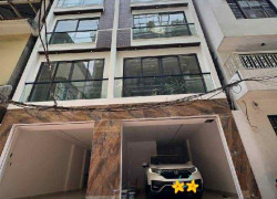 bán nhà Nguyễn Sơn- bệnh viện Tâm Anh, 6 tầng thang máy, gara, nở hậu, full nội thất