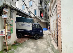 Bán nhà trung tâm Thạch bàn 63m 4T MT 5m 10.8 tỷ ô tô vào nhà, gần ô tô tránh