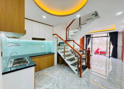 NHÀ 2 TẦNG LÔ GÓC 2 MẶT HẺM 38M2 HXH GẦN MẶT TIỀN BÙI VĂN NGỮ SÁT BÊN CHỢ NGÃ BA ĐÔNG QUANG. HIỆP THÀNH, Q.12