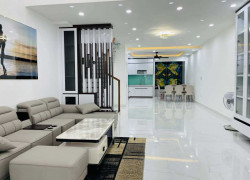 Xe hơi ngủ nhà Chu Văn An , P12 ( Nay là phường Bình Thạnh ) Q Bình Thạnh , 80,6m2 công Nhận, 88m2 thực tế (4,8x18) chỉ