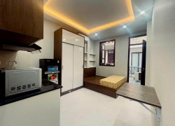 Bán căn CCMN 60m, 10 phòng khép kín full đồ, thang máy êm ru, dòng tiền ổn định, vài bước ra phố, khu Bách -  Kinh - Xây